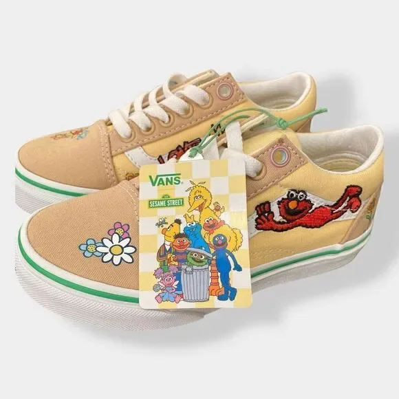 Vans Old Skool x Sesame Street Elmo Toddler Sneakers Shoes size 12.5 New w/ Tags - Picture 3 of 11